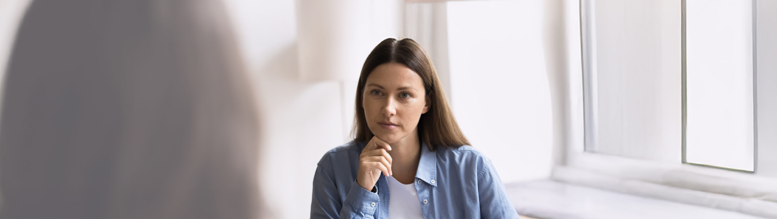 Signs that give away your lies in a job interview